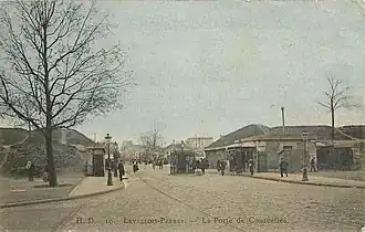 La porte de Courcelles entre 1900 et 1910.