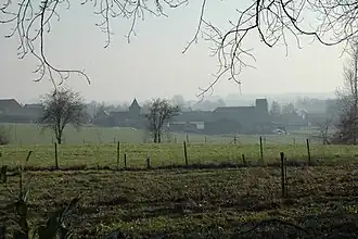 Le village depuis le Bois du Duis.