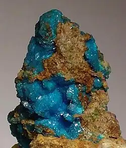 liroconite cristallisée en cristaux globuleux