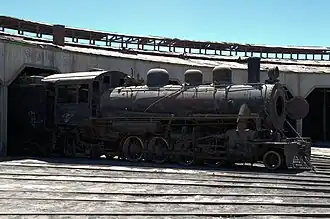 Le village de Baquedano comprend une rotonde ferroviaire désaffectée de la compagnie ferroviaire Ferrocarril de Antofagasta a Bolivia qui abrite d'anciennes locomotives à vapeur et qui est classée monument historique.