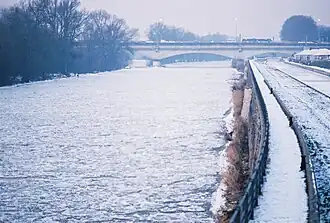 La Loire à Orléans recouverte de frazil (2012).