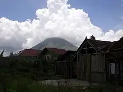Le volcan Lokon vu de Tomohon