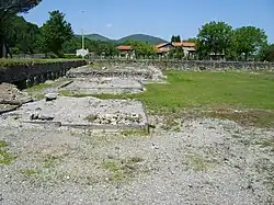 Le temple dédié au culte de l'empereur.