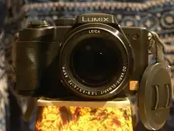 Description de l'image Lumix DMC-FZ5.JPG.
