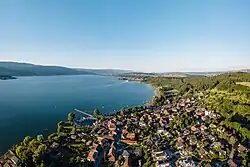 Lüscherz vue d'en haut