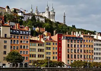 Les façades du quartier de Saint-Georges.