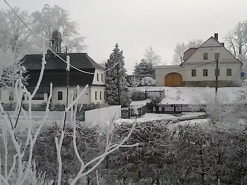 Májůvka sous la neige.