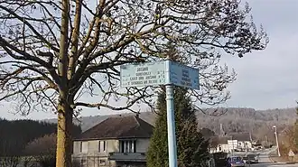 Mât de cocher encore en place à Authou.