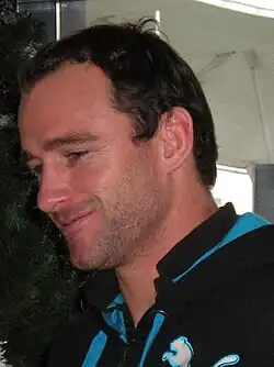 Description de l'image MHR seance dedicaces-Matt Carraro vertical.jpg.