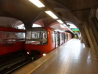 Une rame réaménagée, à la station Parilly