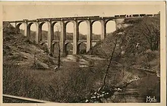 Le viaduc de Rocherolles, photographié dans les années 1920.