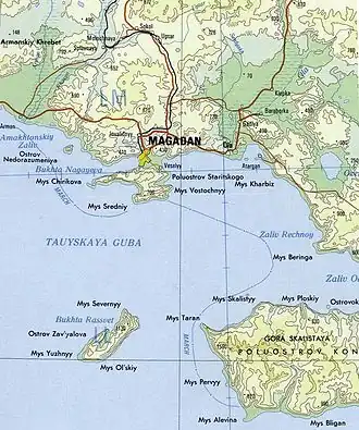 La baie de Gertner se trouve à l'est de la péninsule de Staritsky