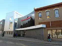 637, rue Saint-Vallier Ouest.