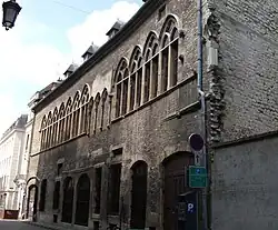 La façade du n° 22 le n° 20, détruit, était à droite.