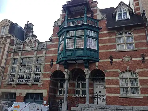 Maison du collecteur, façade