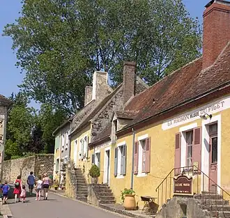 Maisons typiques de La Perrière.