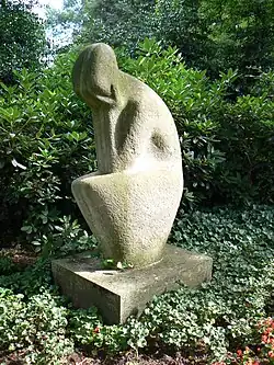 Hermann  Breucker, Die Trauernde.