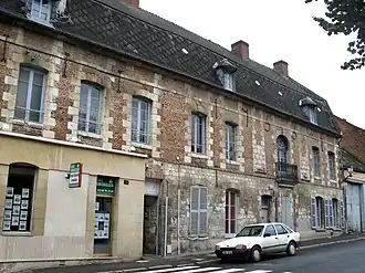 Relais de poste, monument historique.