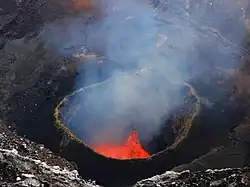 Lac de lave dans le cratère du Marum, -septembre 2009.