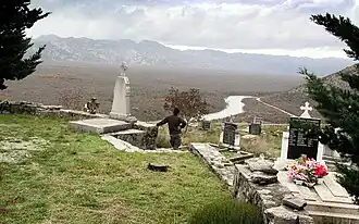 Le poljé de Popovo depuis le vieux cimetière.