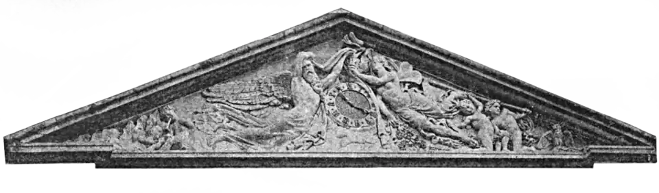 Le fronton du château.