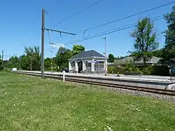 La gare vue du village en 2013.