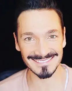 Description de cette image, également commentée ci-après