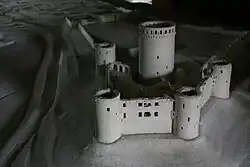 Maquette du château dans son état d'avant 1917.
