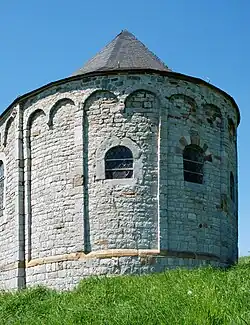 Le chevet et ses fenêtres.