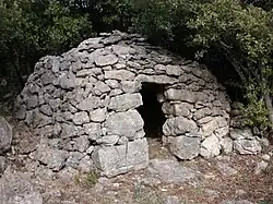 Cabane des Hautes-Campestres, avec date gravée : 1893.