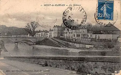 Photo ancienne de la villa Mirasol, de la rotonde de la Vignotte et du pont du Commerce sur la Midouze, vus de la cale de l'abreuvoir