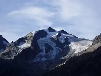Vue du versant nord-est du mont Gioberney.