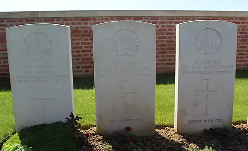 Tombes de soldats australiens