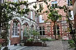 Hôtel Thomas de Montval.