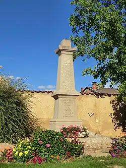 Monument aux morts de Blyes.