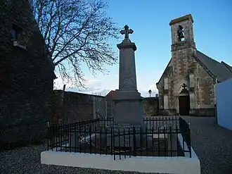 Monument et église, Boismont.