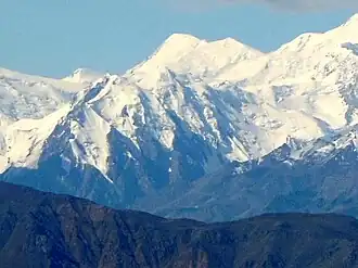 Vue depuis le nord-est.