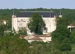 et des hauteurs de la Pradillerie