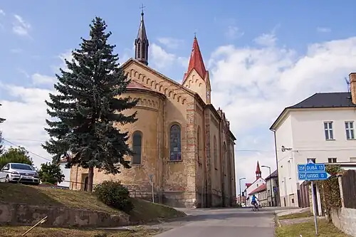 Église Saint-Martin : le chevet.