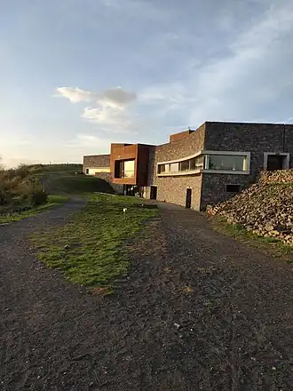 Musée archéologique de la bataille de Gergovie, accès par le bas.