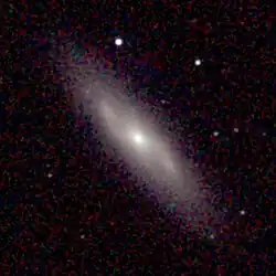 NGC 7410 dans le domaine de l'infrarouge, par le relevé 2MASS.