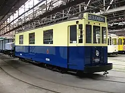 fourgon moteur à bogies