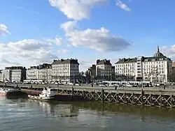 Le quai de la Fosse.