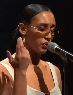 Description de cette image, également commentée ci-après