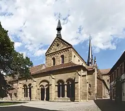 Façade de l'abbatiale