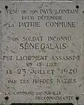 Navilly - plaque commémorative de l'exécution d'un soldat sénégalais le 23 juillet 1940.