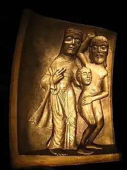 Salle des chapiteaux (détail).