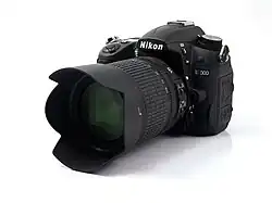 Nikon D7000 avec zoom 18-105