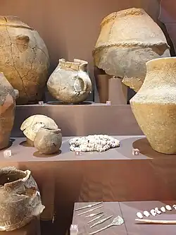 Objets archéologiques.