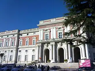 Image illustrative de l’article Hôpital Antonio-Cardarelli